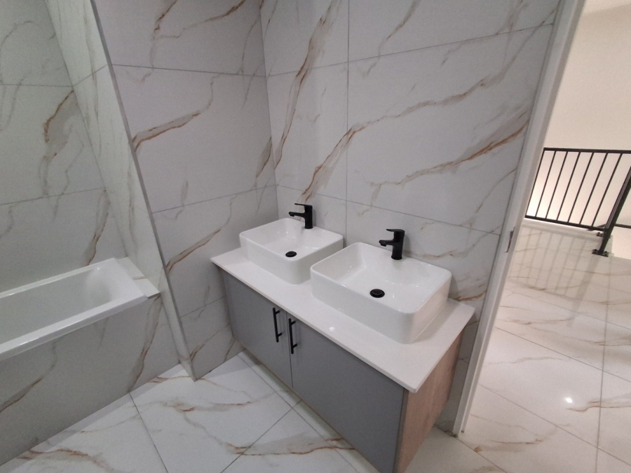 3 Bedroom Property for Sale in Sandown Western Cape